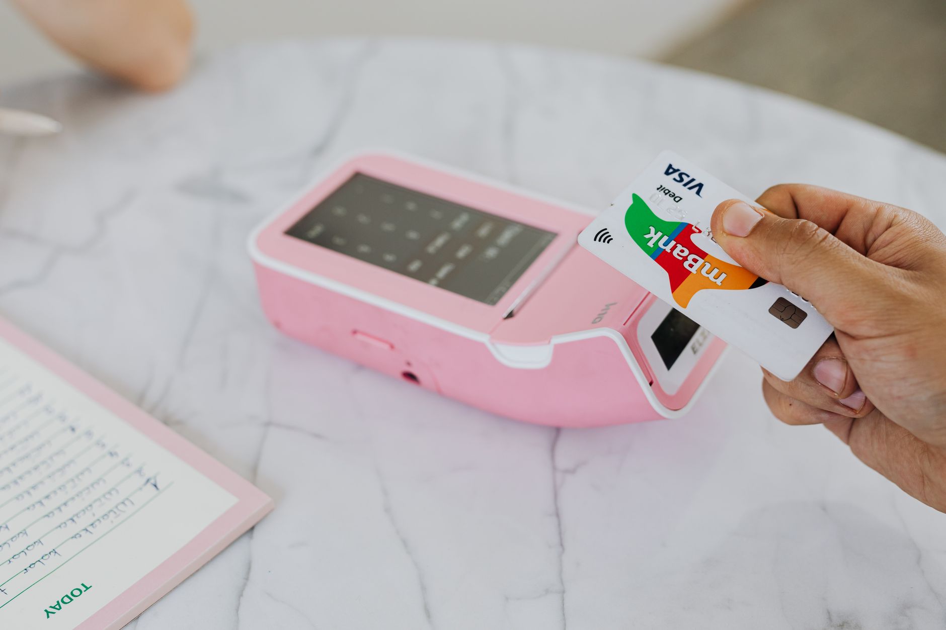 Zahlung mit Kreditkarte – Amex Gold Card und Miles & More Gold im Meilen-Vergleich