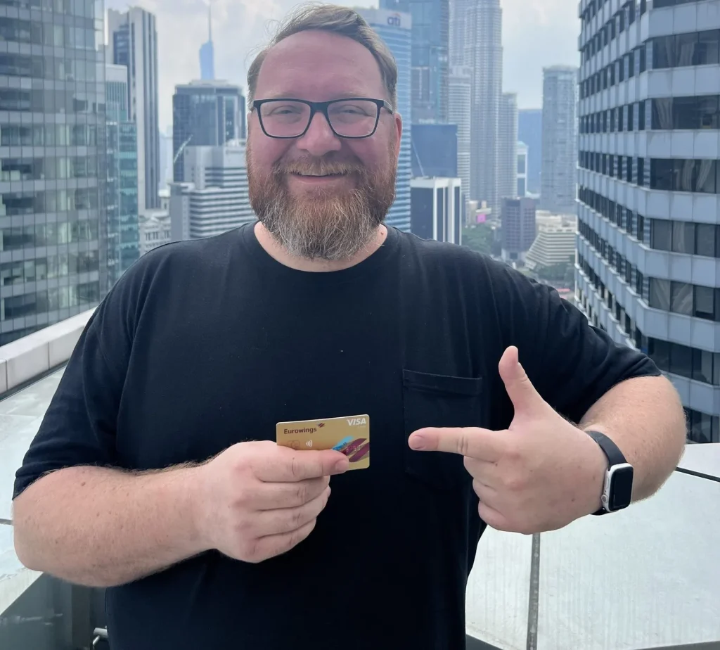 Eurowings Kreditkarten Classic und Premium von easybank im Vergleich