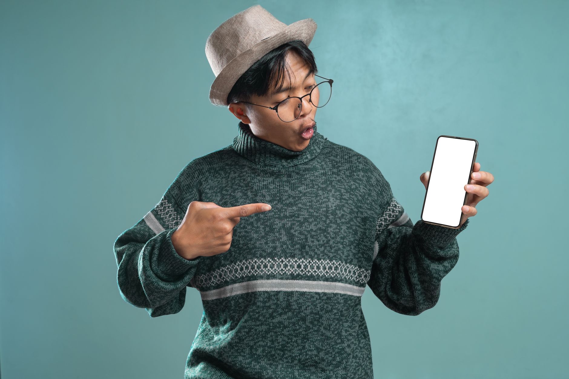 Smartphone mit Bonus-App zum Aktivieren von Payback-Coupons